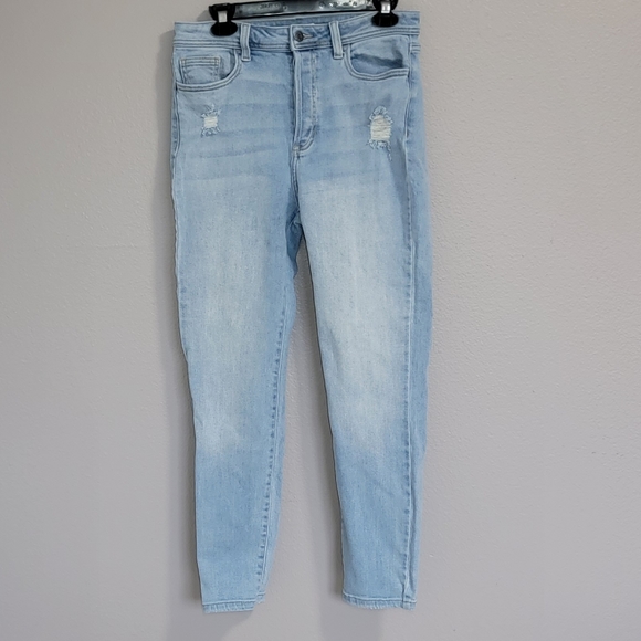 Cello High Rise Distressed Button Fly  Skinny Jeans/ 11/30. - Picture 1 of 10